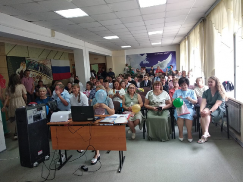 «В добрый путь, выпускники!»