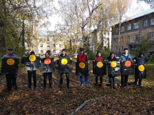 Городская добровольческая акция «Чистая территория».